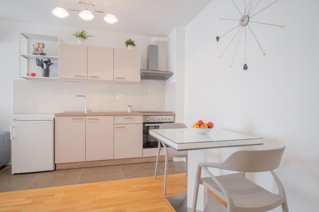 Luxury Apartment Solinka With Private Parking Exterior foto