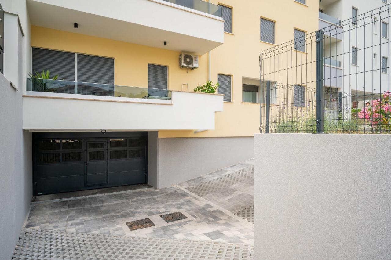 Luxury Apartment Solinka With Private Parking Exterior foto